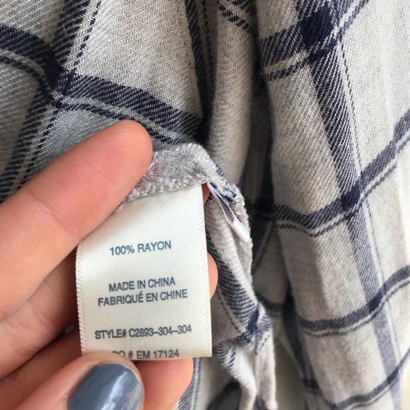 Cloth & Stone plaid buttondown - Picture 3 of 6